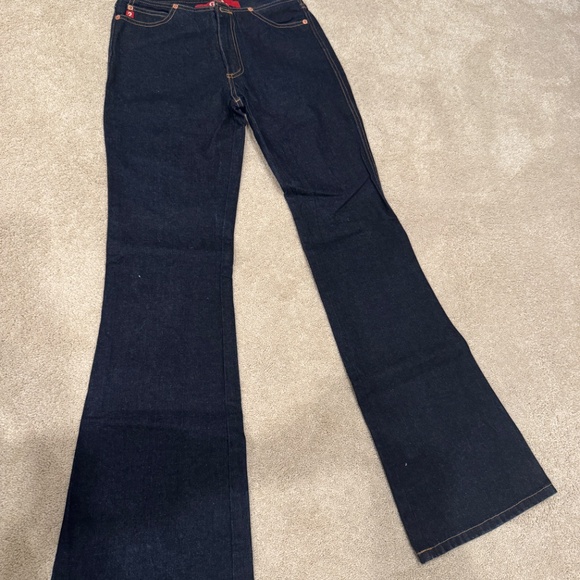 Guess women’s jeans - Picture 3 of 3